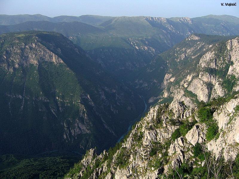Вид на каньон Тары с горы Куревач